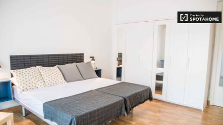 valencia, Valencian Community 46004 - Photo 3