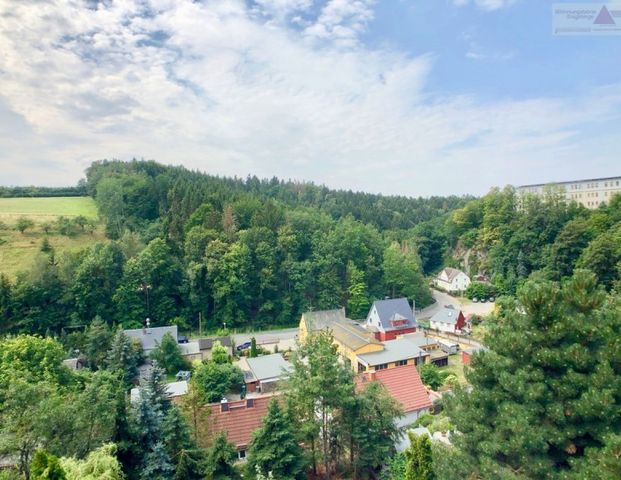 Zentral gelegene 2-Raum-Wohnung mit Balkon in Rabenau - Photo 1
