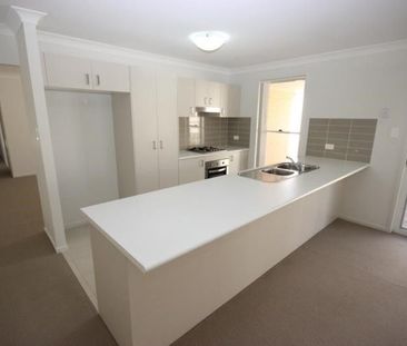 Hamlyn Terrace - Photo 2