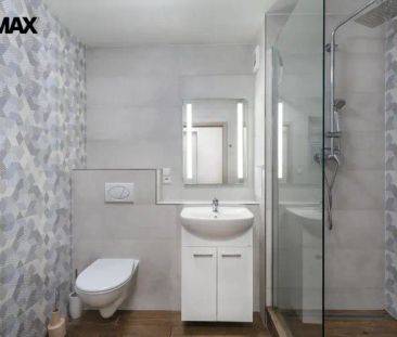 Pronájem moderně zrekonstruovaného 2+kk, 37,7 m - Photo 6