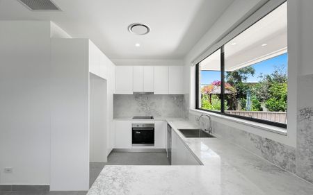 Brand New Granny Flat with Ducted Air Conditioning - Photo 2