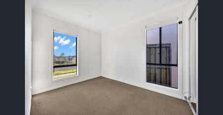 Modern Comfort & Low-Maintenance Living in Peaceful Mount Cottrell!! - Photo 4