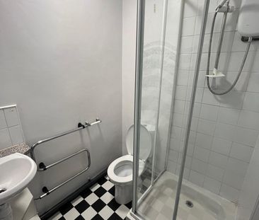 Cross Street - Photo 4