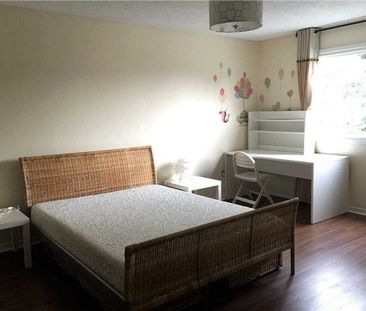 For Lease - 940 Hampstead Court Unit# main level, Mississauga, Ontario - Photo 4