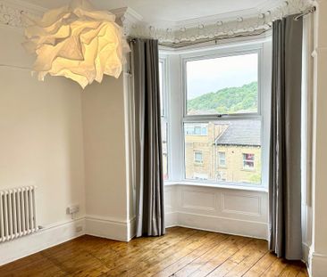 3 bedroom end of terrace house to rent - Photo 1