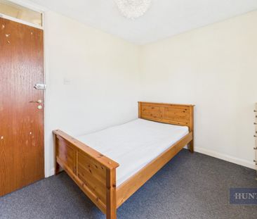 4 bedroom House To Let Total Size: 1238 SQ FT - Photo 3