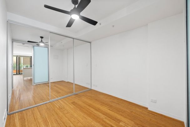 Amazing Apartment in the Hub of Hawthorn - Photo 1