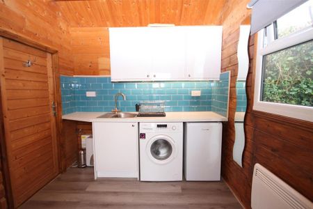 1 bedroom property to rent - Photo 5