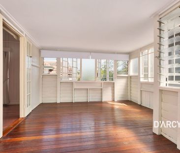 Spacious family home in unbeatable Ashgrove location! - Photo 2