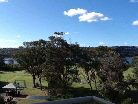 FOOTSTEPS TO THE BEACH. STUNNING VIEWS OF DEE WHY LAGOON AND DEE WHY BEACH ALL THE WAY TO LONG REEF BEACH AND HEADLAND. - Photo 5