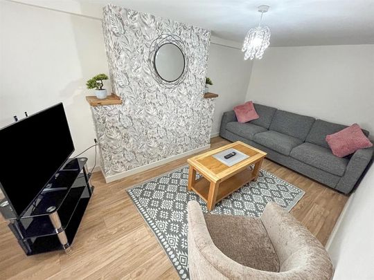 2 bedroom semi-detached house to rent - Photo 1