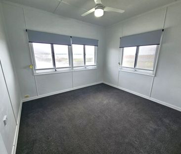 Charming Highset Family Home with Spacious Yard - Photo 1