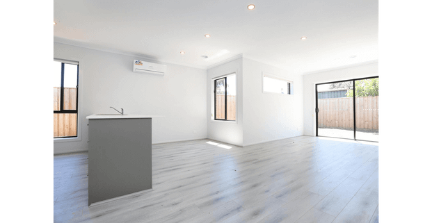 Spacious Family Home in the Sought-After Alwood Estate in Werribee - Photo 1