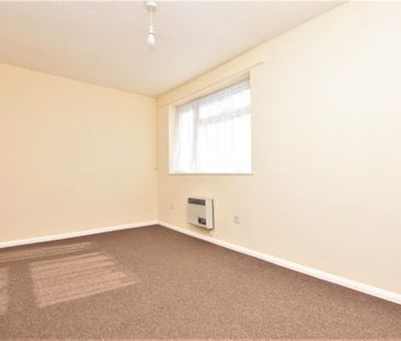 1 bedroom end of terrace to rent Coulsdon Close, Cann Hall - Photo 3