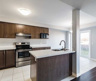 For Lease - 104 Symington Avenue, Oshawa, Ontario - Photo 1