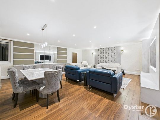 4 bedroom flat to rent - Photo 1