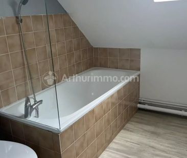 Location Appartement 3 pièces 45 m2 à Seloncourt - Photo 2