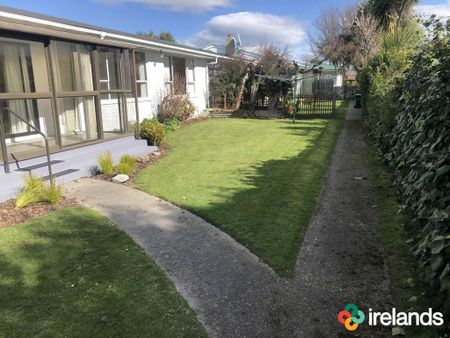 Deep in the Heart of Riccarton/Fendalton - Photo 2