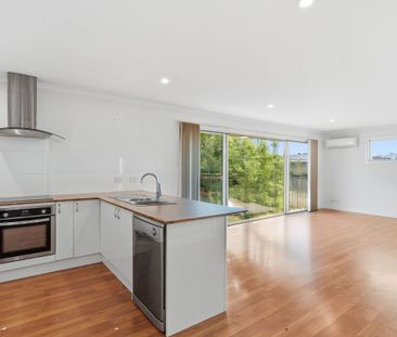 Well Presented Two Bedroom Villa - Photo 6