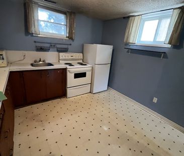 2 bdrms lower suite in Capitol! great location with off street park... - Photo 6