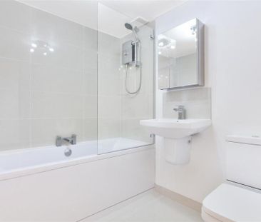 House to rent - Photo 6