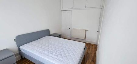 Room in a Shared House, Lecester Road, M8 - Photo 3
