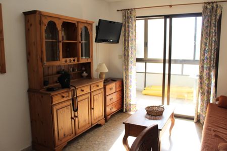 Apartment, swimming pool, parking, glazed terrace, close to all amenities. - Photo 5