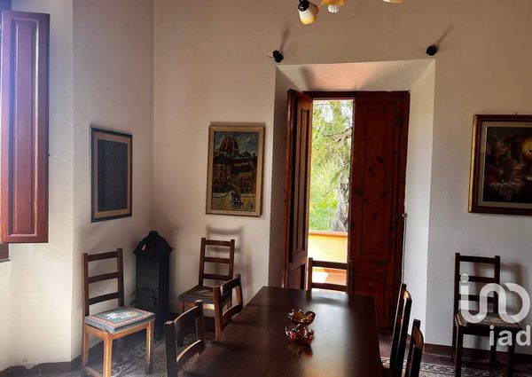 Via San Martino Altoreggi, Figline e Incisa Valdarno, Tuscany 50063