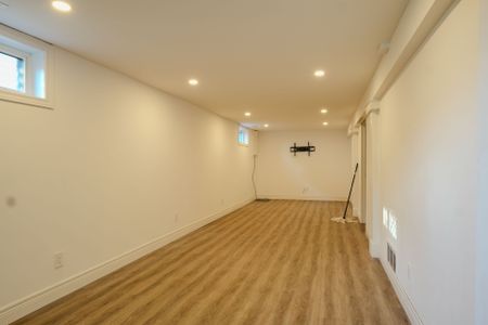 For Lease - 67 Dublin Street, Brantford, Ontario - Photo 4