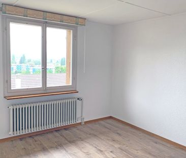 Gemütlich wohnen mit Weitsicht – 3.5-Zimmer-Wohnung in Belp - Photo 2