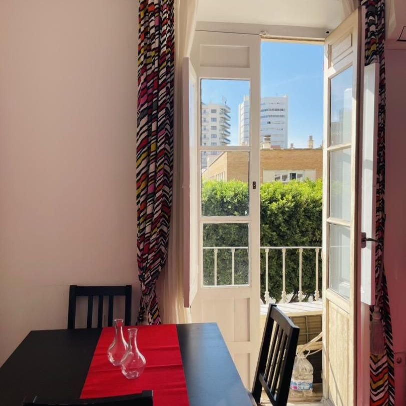 Piso de alquiler en Calle Matias Lara, 23, La Malagueta - Monte Sancha - Photo 1