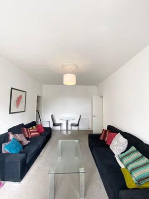 3 bedroom flat to rent - Photo 1