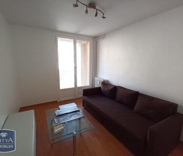 Location Appartement 2 pièces 43m² ST ETIENNE 42000 - Photo 2