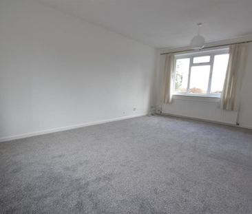 3 bedroom House To Let - Photo 2