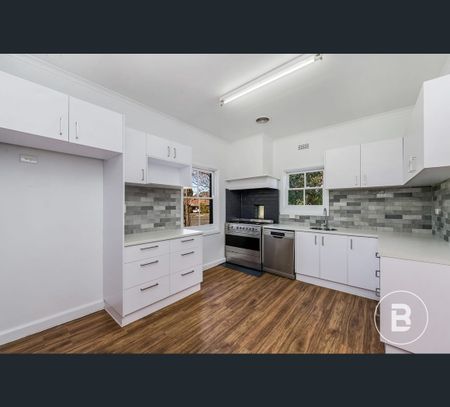 36 Churchill Avenue, Flora Hill, Vic 3550 - Photo 5