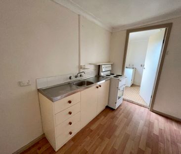 Perfect Central Location - Photo 2