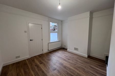 Cresswell Street - Photo 2