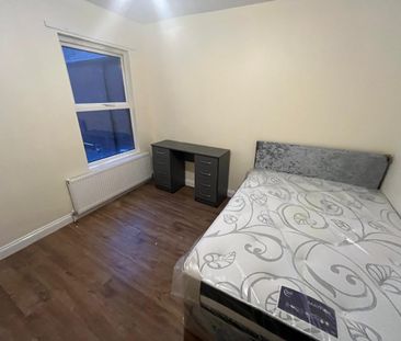 1 bedroom room to rent Room in shared House - Malvern Road - LU1 1LQ - Photo 2