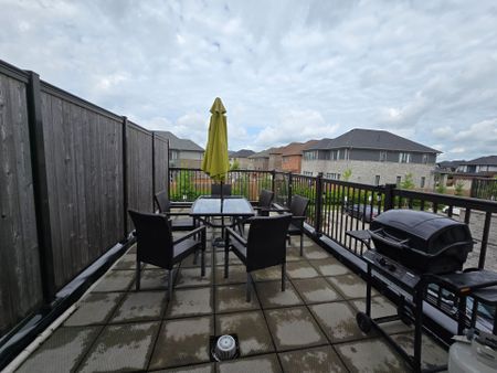 For Lease - 255 Woolwich Street Unit# 204, Waterloo, Ontario - Photo 3