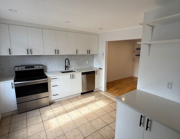 À louer / Appartement - Photo 1