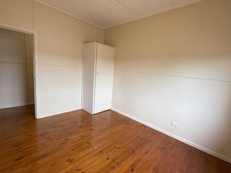 1/7 Victoria Street, Cooma - Photo 3