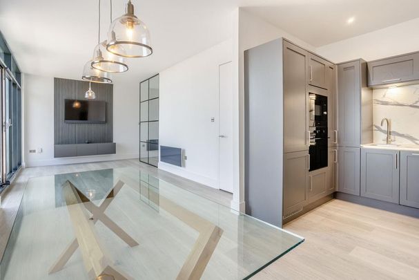 2 bedroom flat to rent - Photo 1