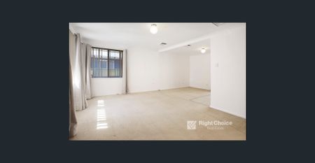 Village location - Photo 3