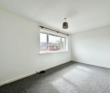 2 bedroom semi-detached house to rent - Photo 5