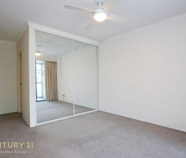 Deposit Taken - Two Bedroom Apartment Close to Royal North Shore Ho... - Photo 4