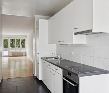 4.5 Zimmer, 77 m², 1. Stock - Foto 4