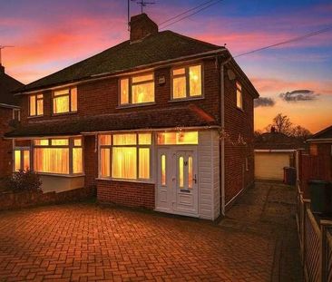 Grasmere Avenue, Tilehurst, Reading, RG30 - Photo 3