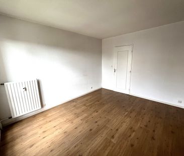 Location Appartement 4 pièces 89m² LE PETIT QUEVILLY 76140 - Photo 4