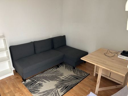 Location Appartement 1 pièce 16m² LILLE 59000 - Photo 4