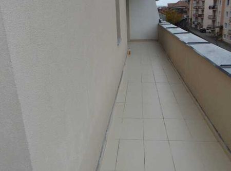 2 camere, 57 mp, decomandate, prima inchiriere, terasa 14 mp, zona Iulius Mall - Photo 3